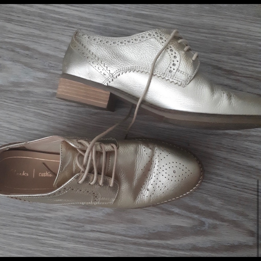 Clarks Gold Metallic Brogues/Oxfords